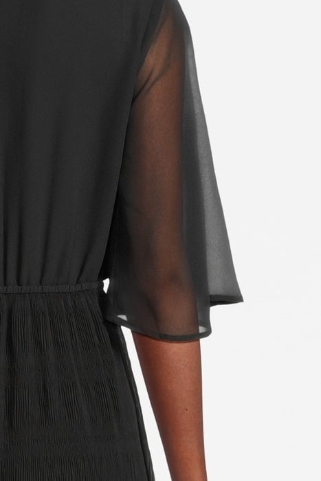 PLEATED GEORGETTE V-NECK MAXI DRESS BLACK 4