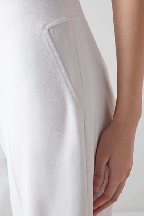 TR ADELE - SIDE DETAIL W IVORY 5