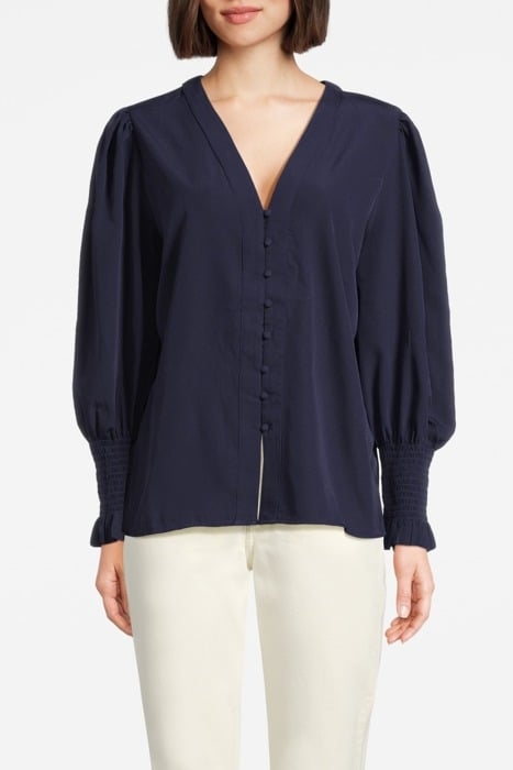 VEE BUTTON THRU BLACK 1