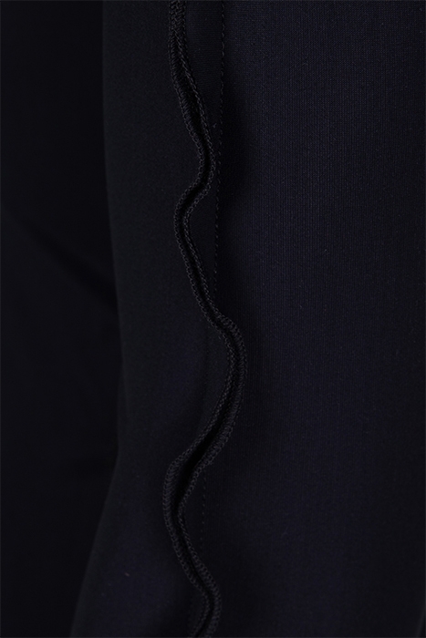 SMOOTH FRILL TOP BLACK 3