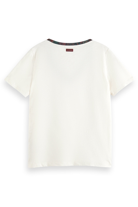 CONTRAST NECKLINE V-NECK T-SHIRT SOFT ICE 5