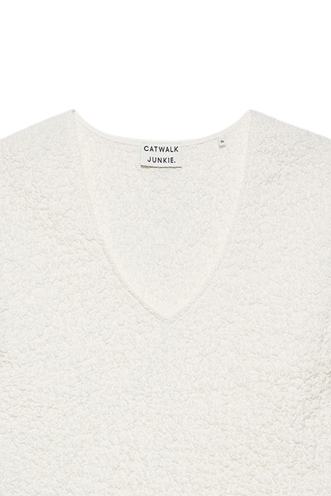 SMOCKED SLIM STRETCH V NECK TOP OFF WHITE 2