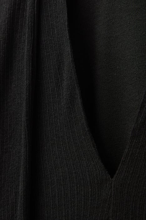 TOP WITH SCARF BLACK 5