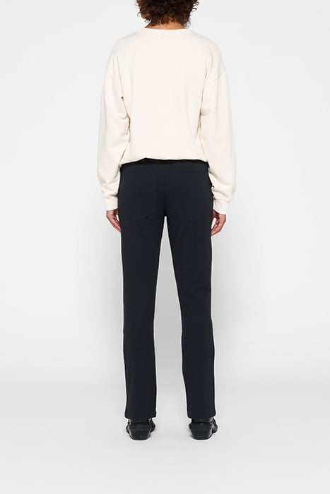 CLOSED SLIT STRETCH JOGGER BLACK 2