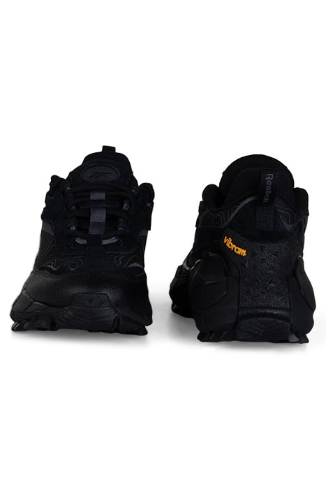 REEBOK – ZIG KINETICA 2.5 EDGE BLACK 2