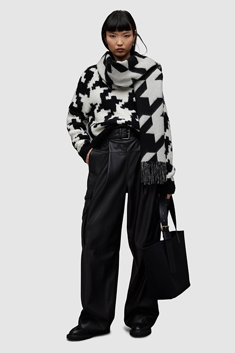 JOY JUMPER BLK/CHALK WHITE 6