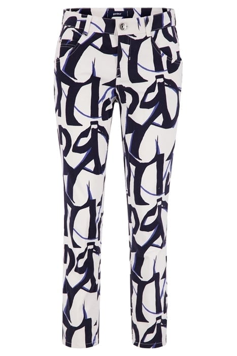 ZURI688-645181 MARINE 1