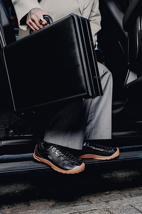 JASPER X HIGHSNOBIETY BLACK/GUM 2