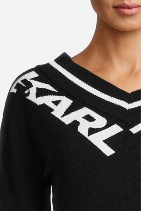 KLJ LOGO SWEATER BLACK 4