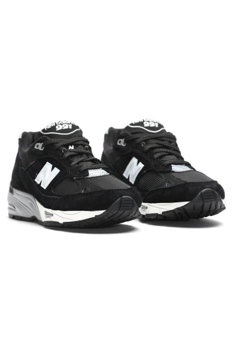 W991EKS MADE IN UK SNEAKERS IN BLACK 2