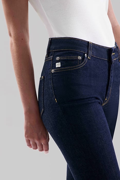 REGULAR SWAN - STRONG BLUE 6