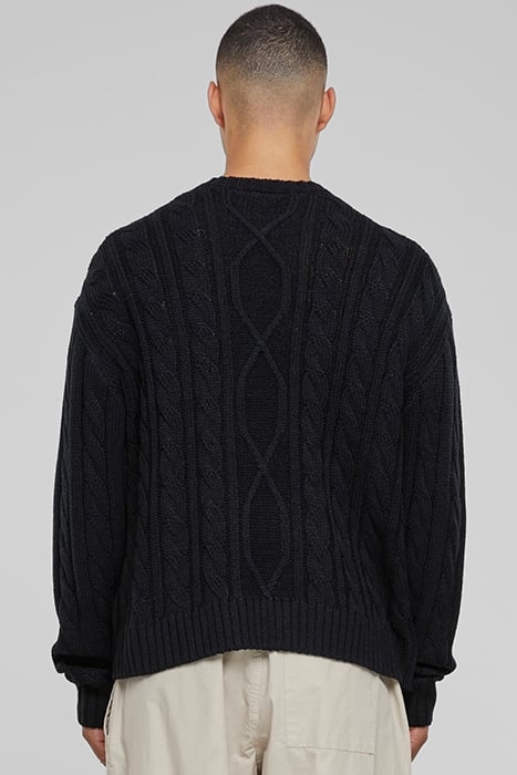 SET IN BOXY SWEATER BLACK 2