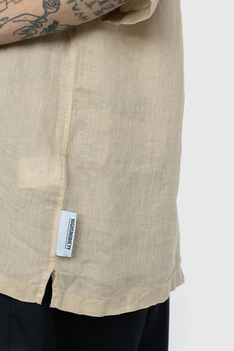 HIGHSNOBIETY – LINEN SHORT-SLEEVE SHIRT BEIGE 4