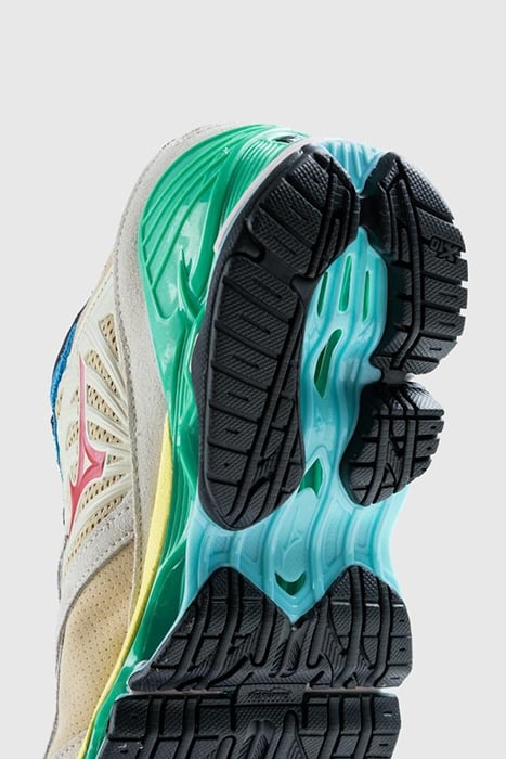 MIZUNO – D1GA2412 WAVE PROPHECY LS(U) MOJAVE DESERT/HIGH RIS 5