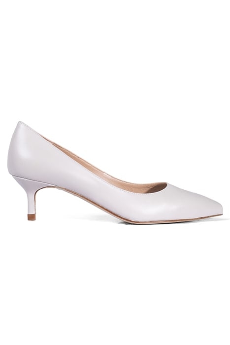 AUDREY POINTED COURT HEEL ECRU 1