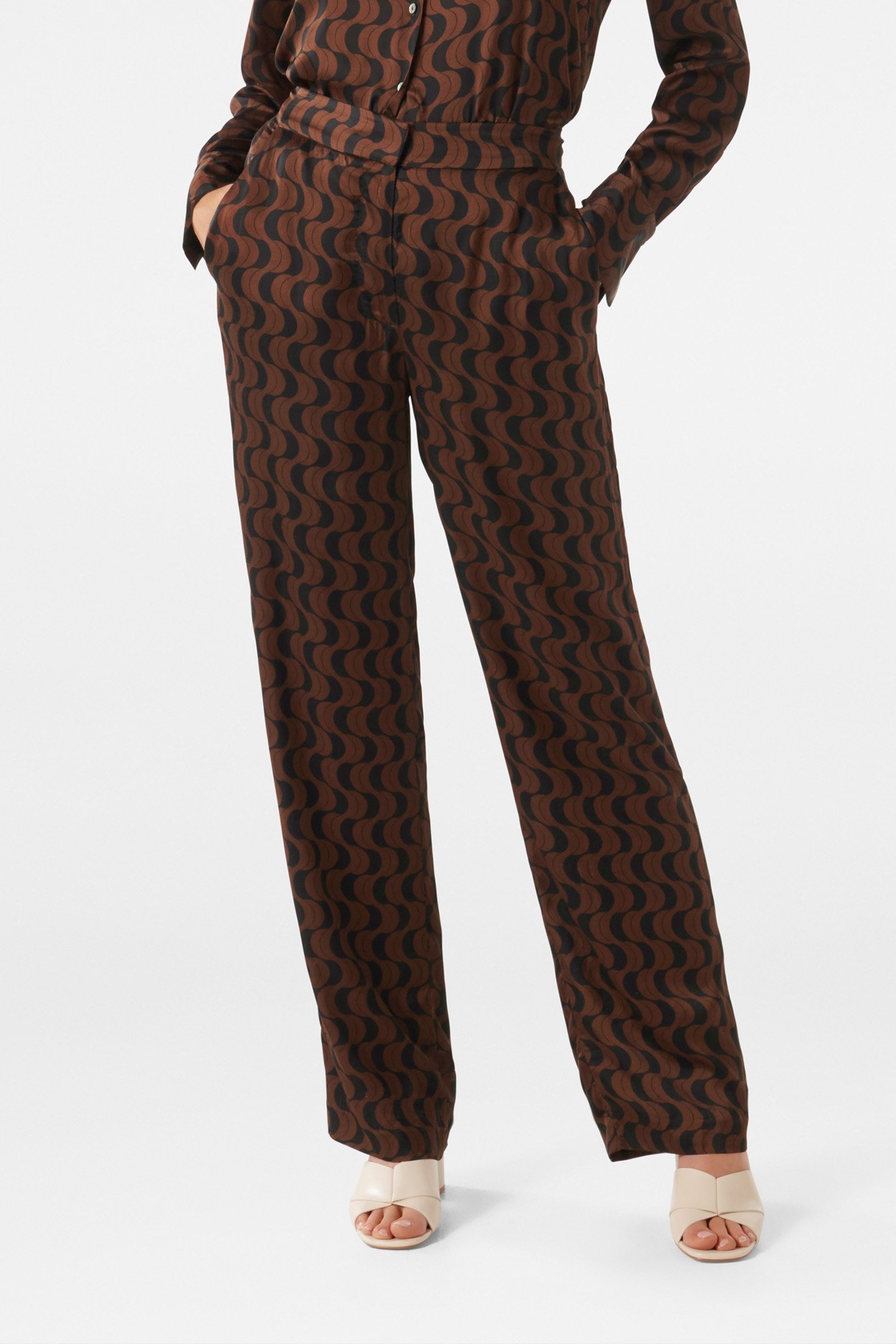 SASHA SATIN PANTS DARK HARPER GEO 1