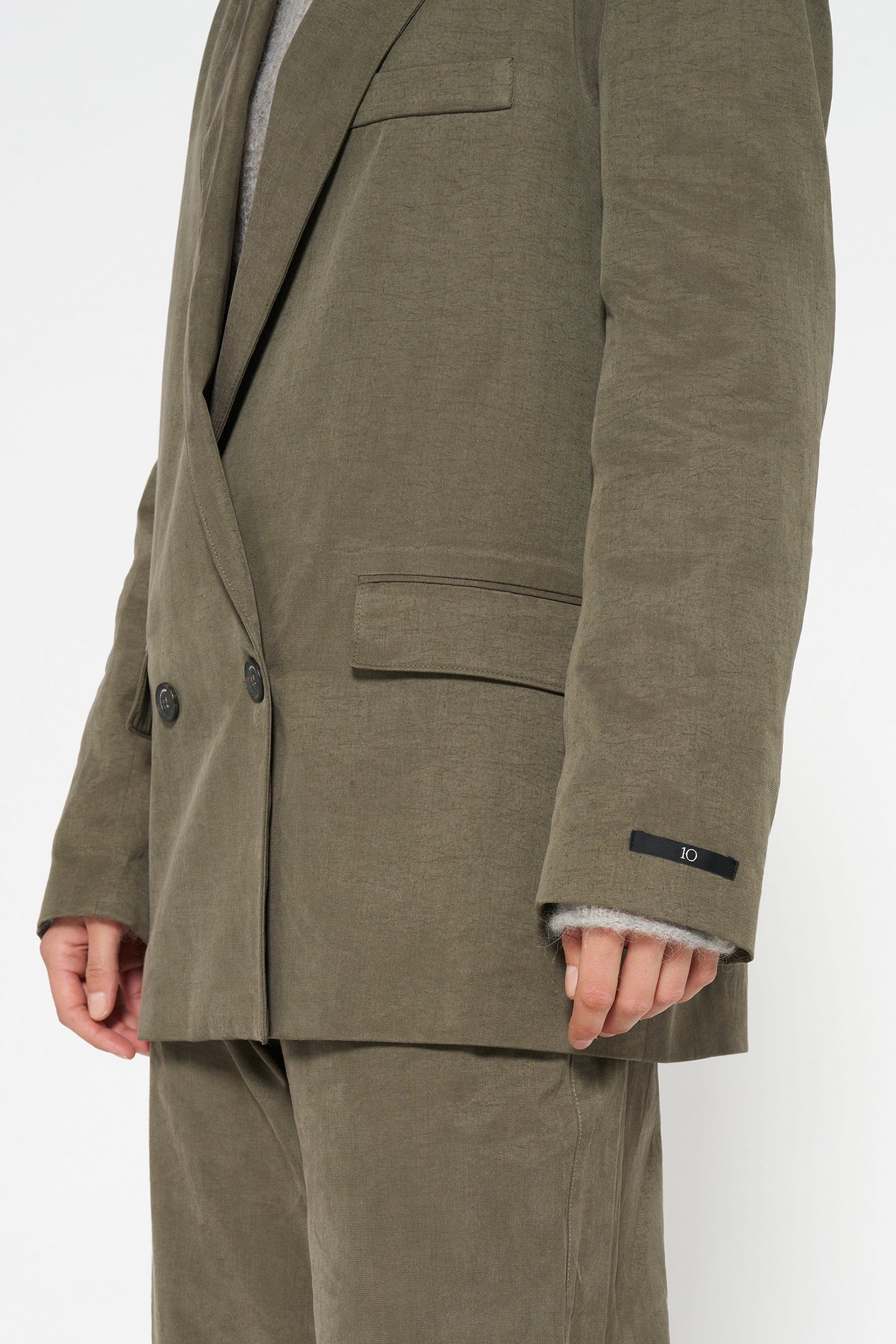 STATEMENT SHOULDER BLAZER DARK MOSS 6