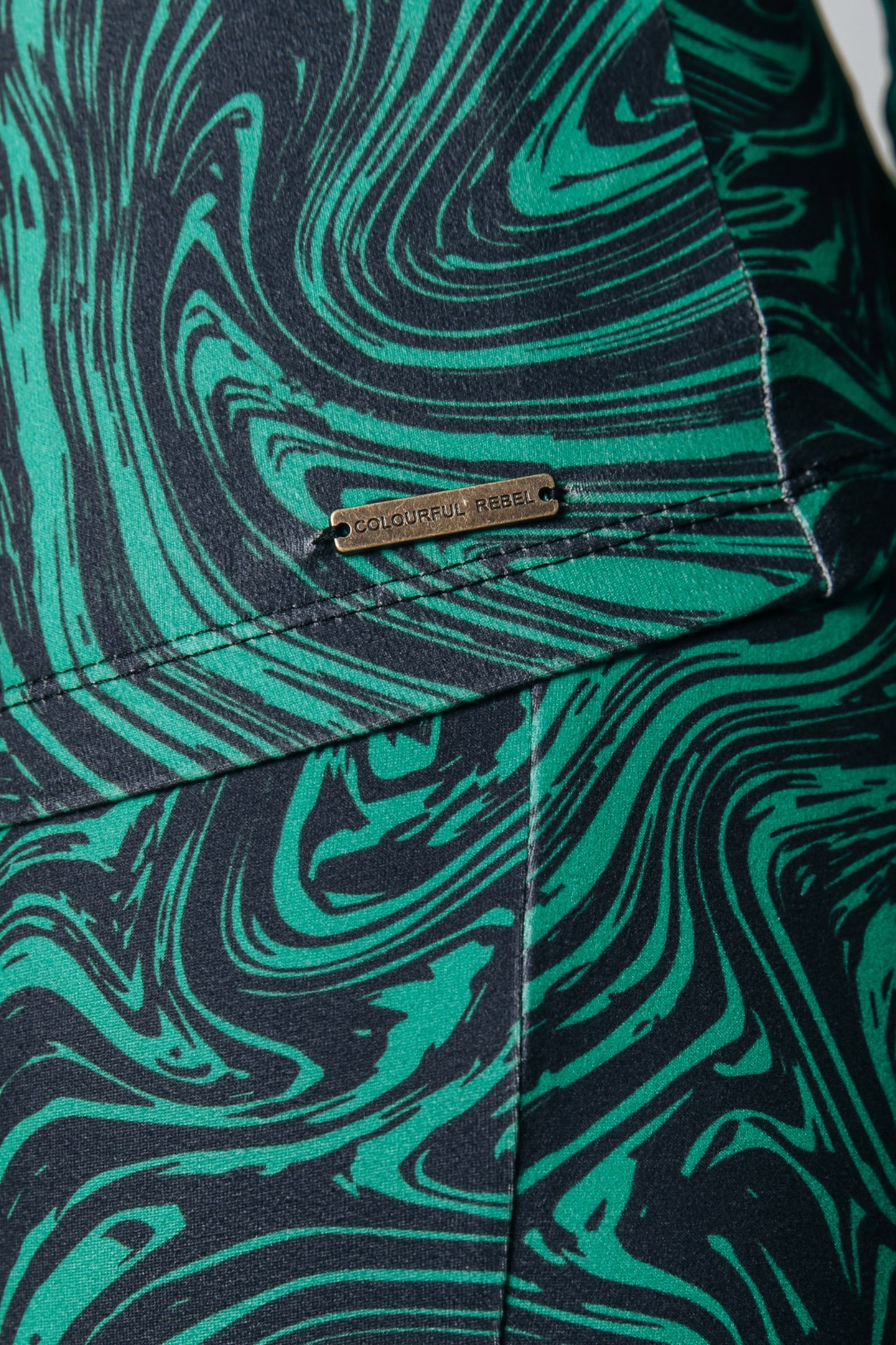 NEYO LIQUID PAINT PEACHED TURTLENECK TOP GREEN 6