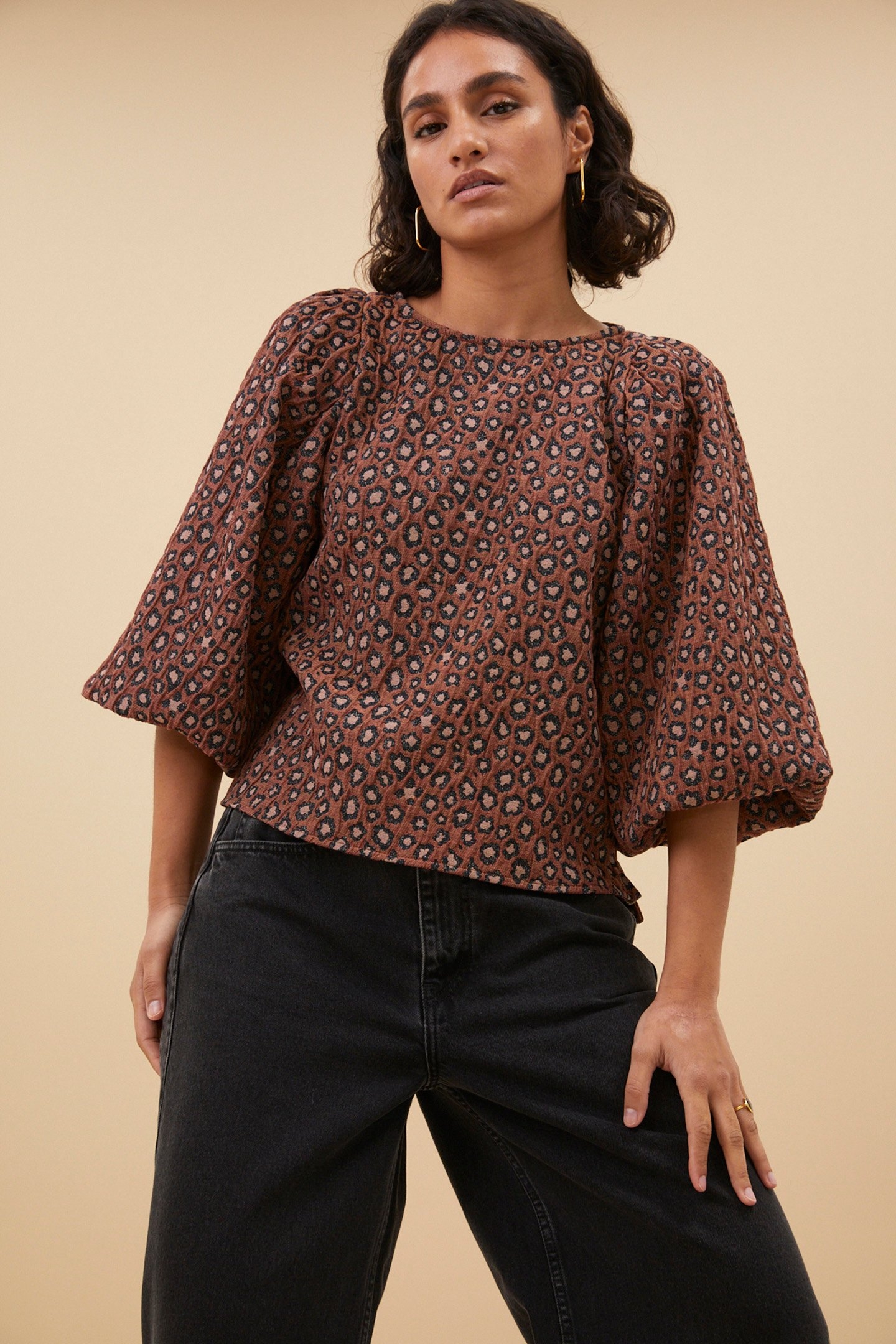 ZASU JACQUARD BLOUSE BROWN PANTER PRINT 1