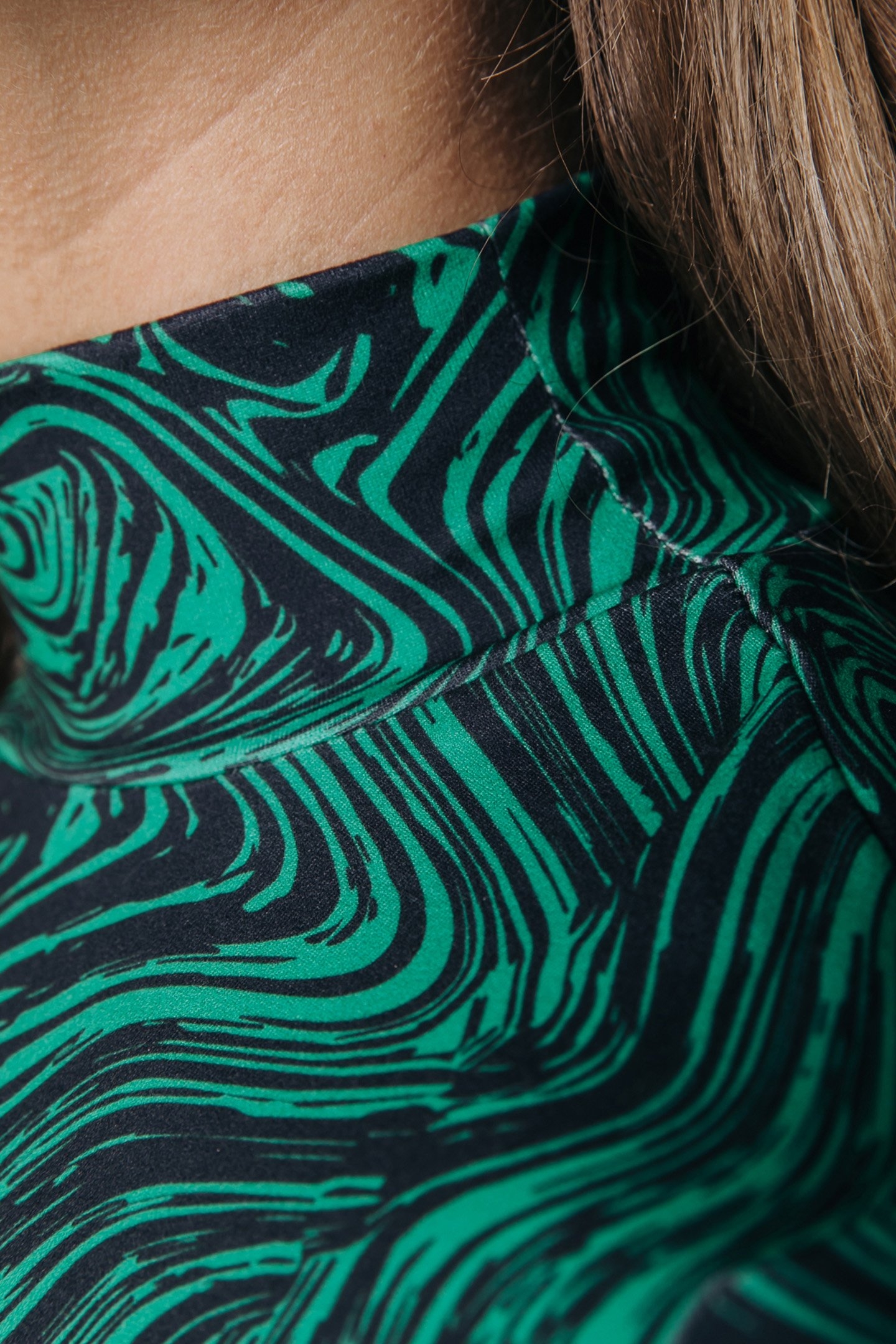 NEYO LIQUID PAINT PEACHED TURTLENECK TOP GREEN 5