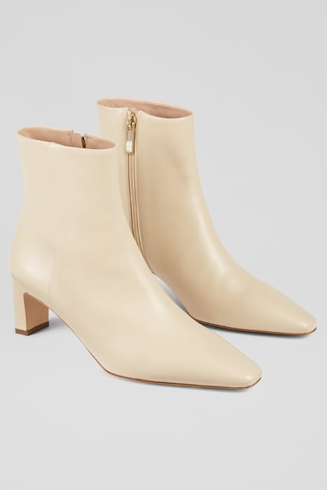 MARGAUX BLUNT BOOTS SAND 1