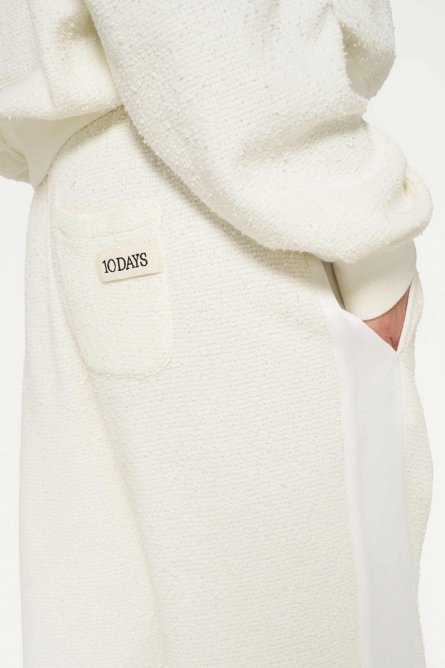 TEXTURE FLEECE JOGGER ECRU 6