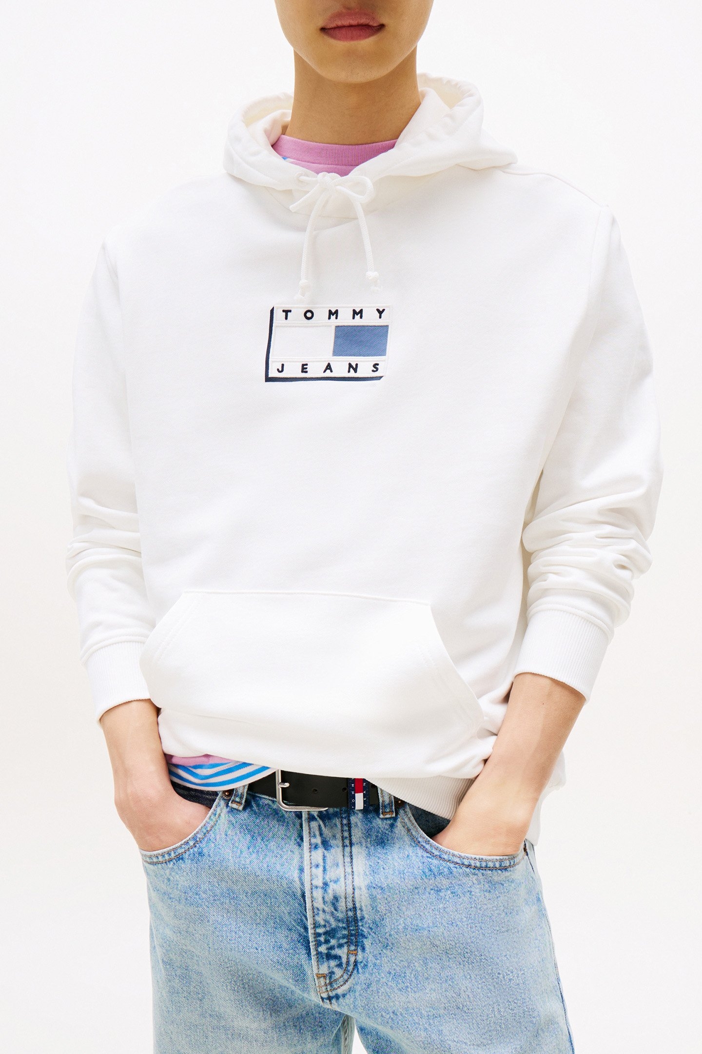 TJM REG POP CLR FLAG RELAXED FIT T-SHIRT ECRU 1