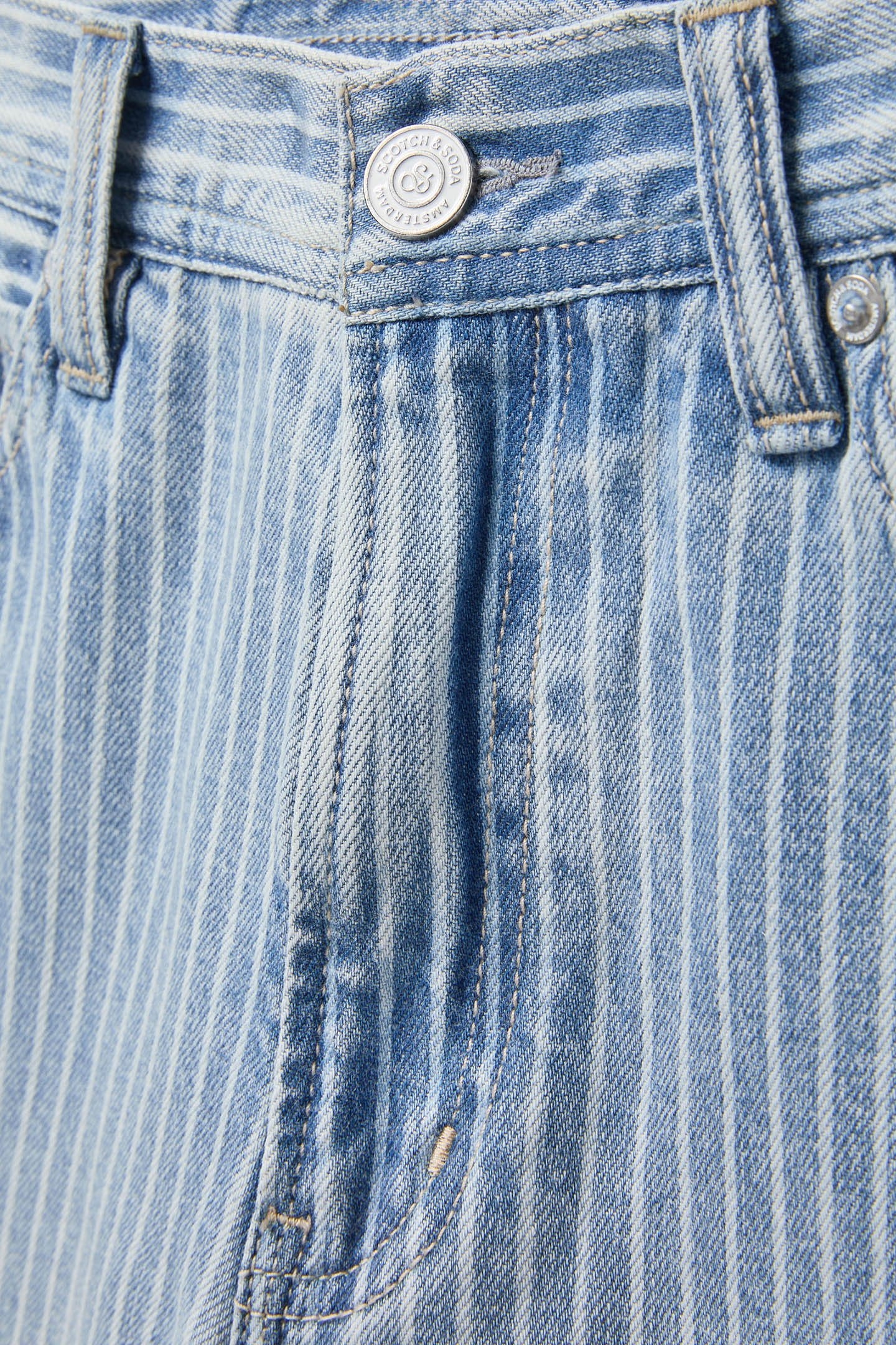 THE WAVE CROP MONTAUK 6