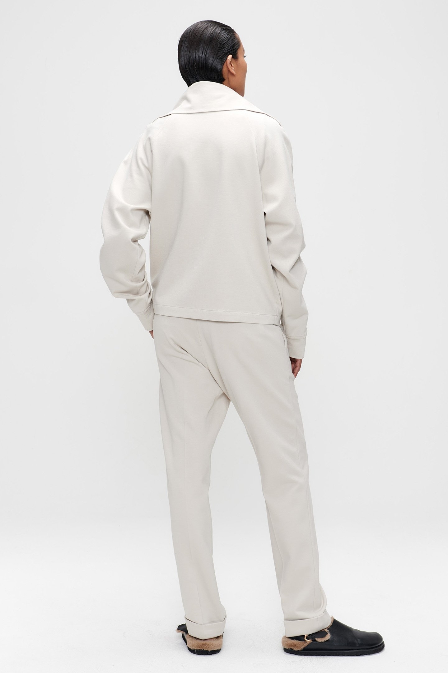 PERTH ZIPPER TOP LATTE 2