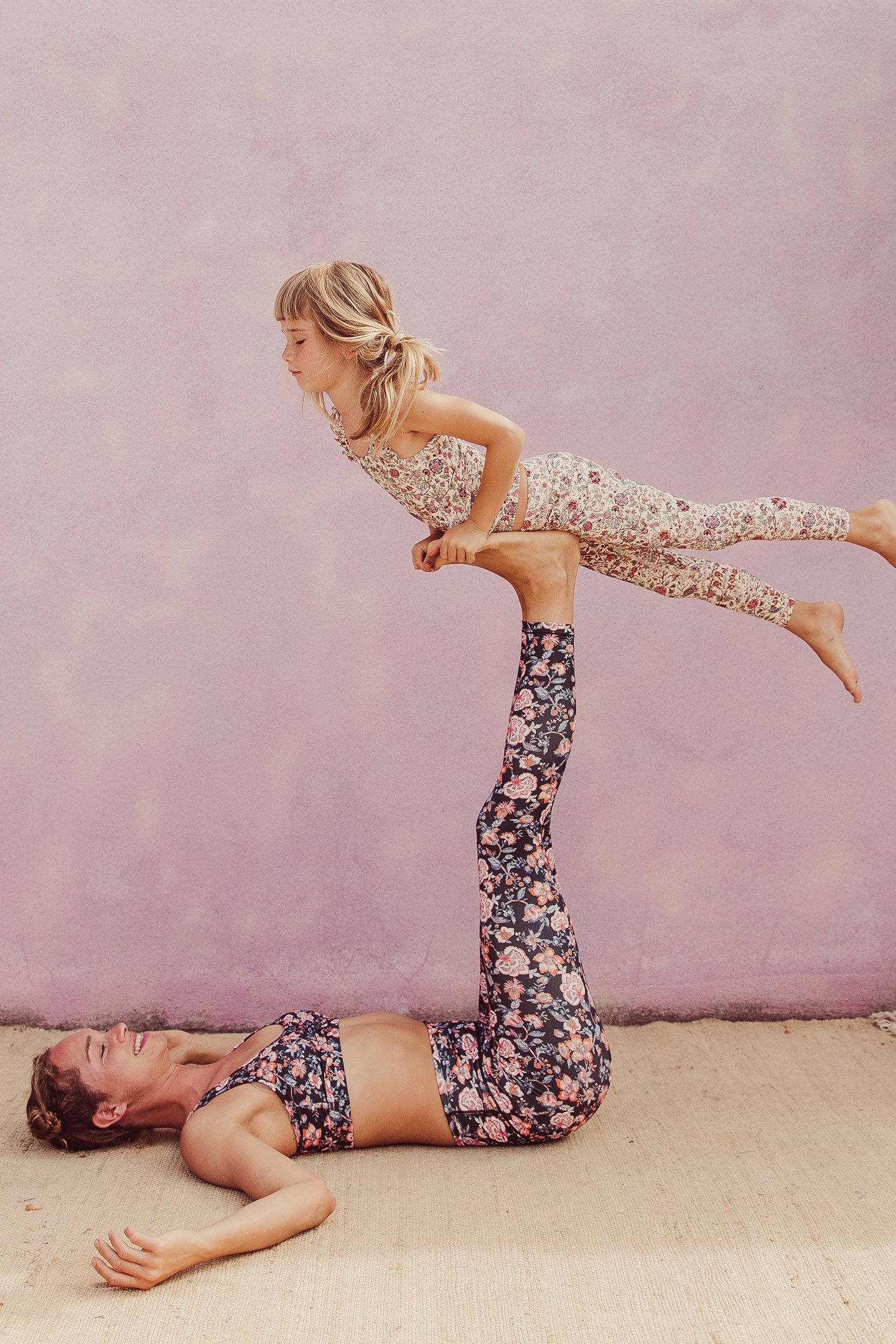 YOGA TOP TAMARIAS CREAM SAVAGE GARDEN 3