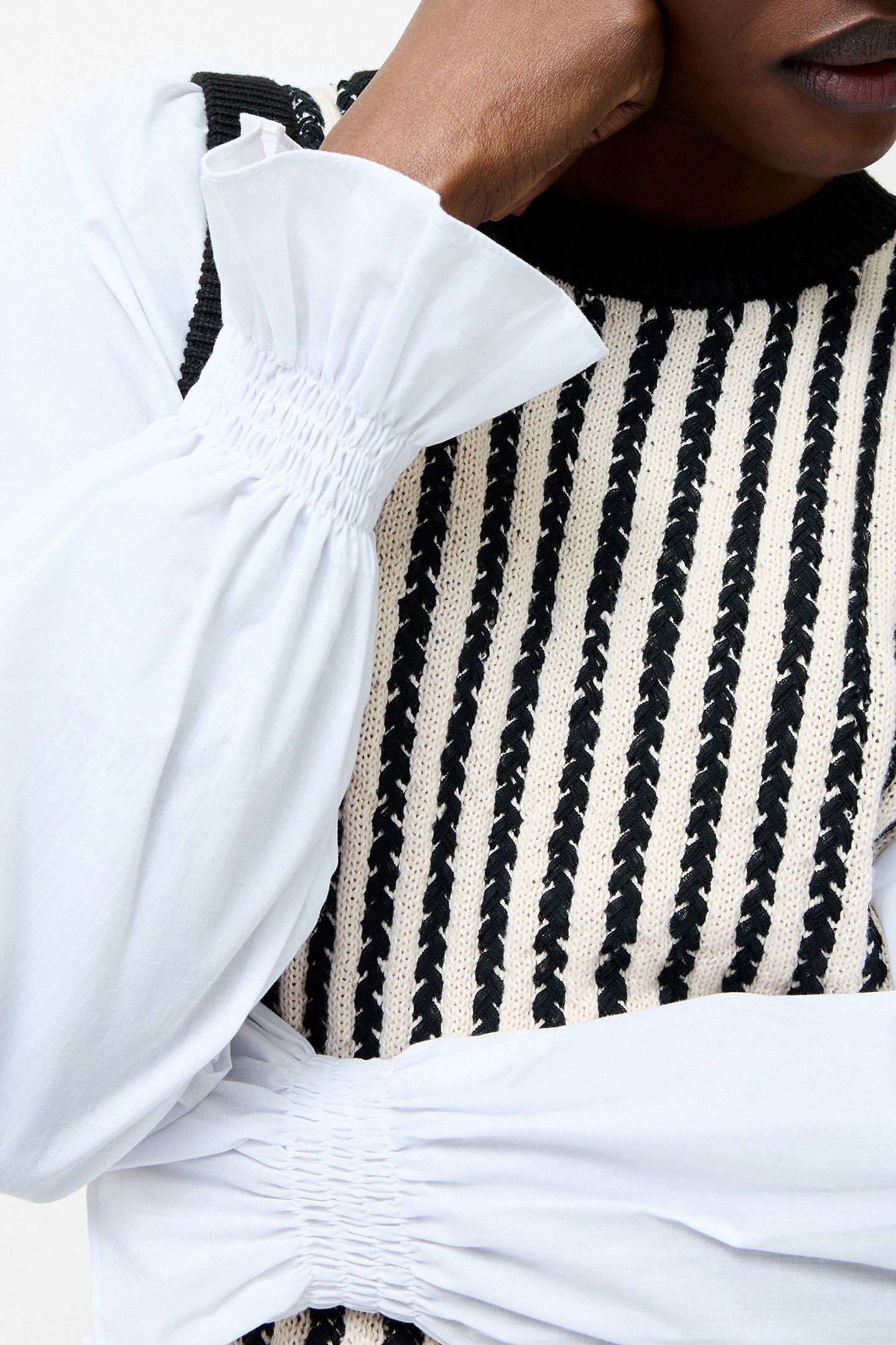 2-IN-1 TANK SHIRT BLACK/CLASSIC CREAM 4