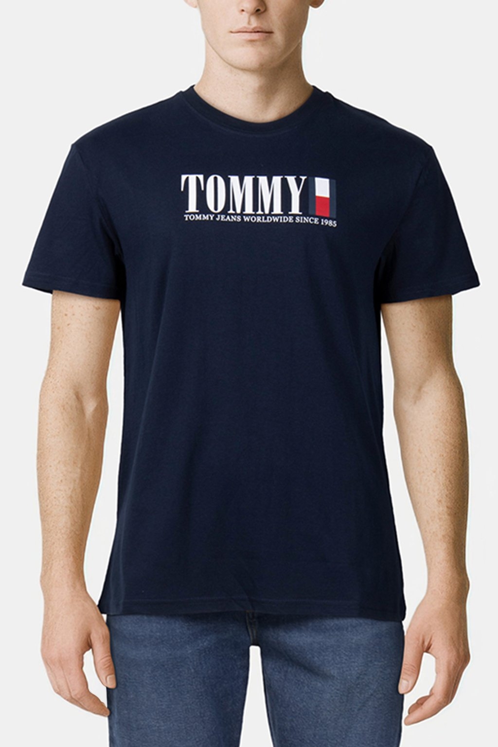 TJM REG TOMMY DNA FLAG TEE SLIM FIT T-SHIRT DARK NIGHT NAVY 1