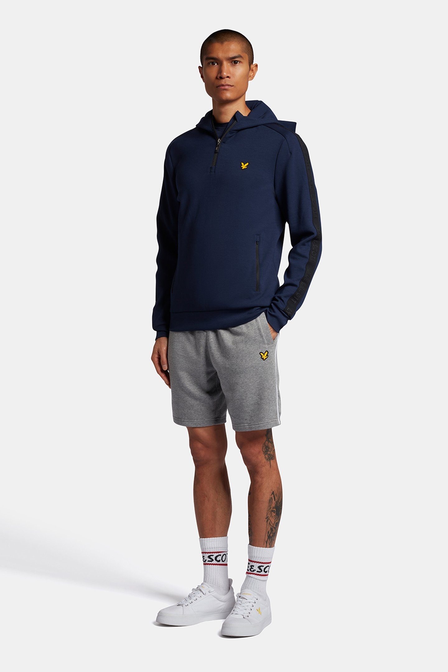 SWEAT SHORT WITH CONTRAST PIPING MID GREY MARL 4