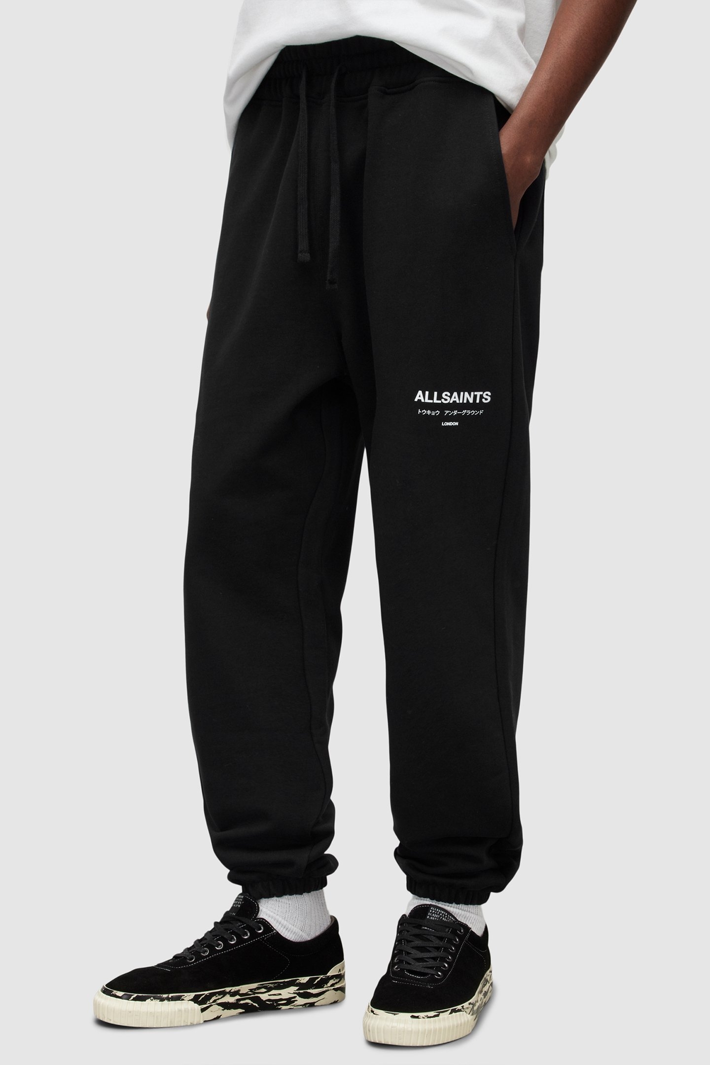 UNDERGROUND SWEATPAN JET BLACK 1