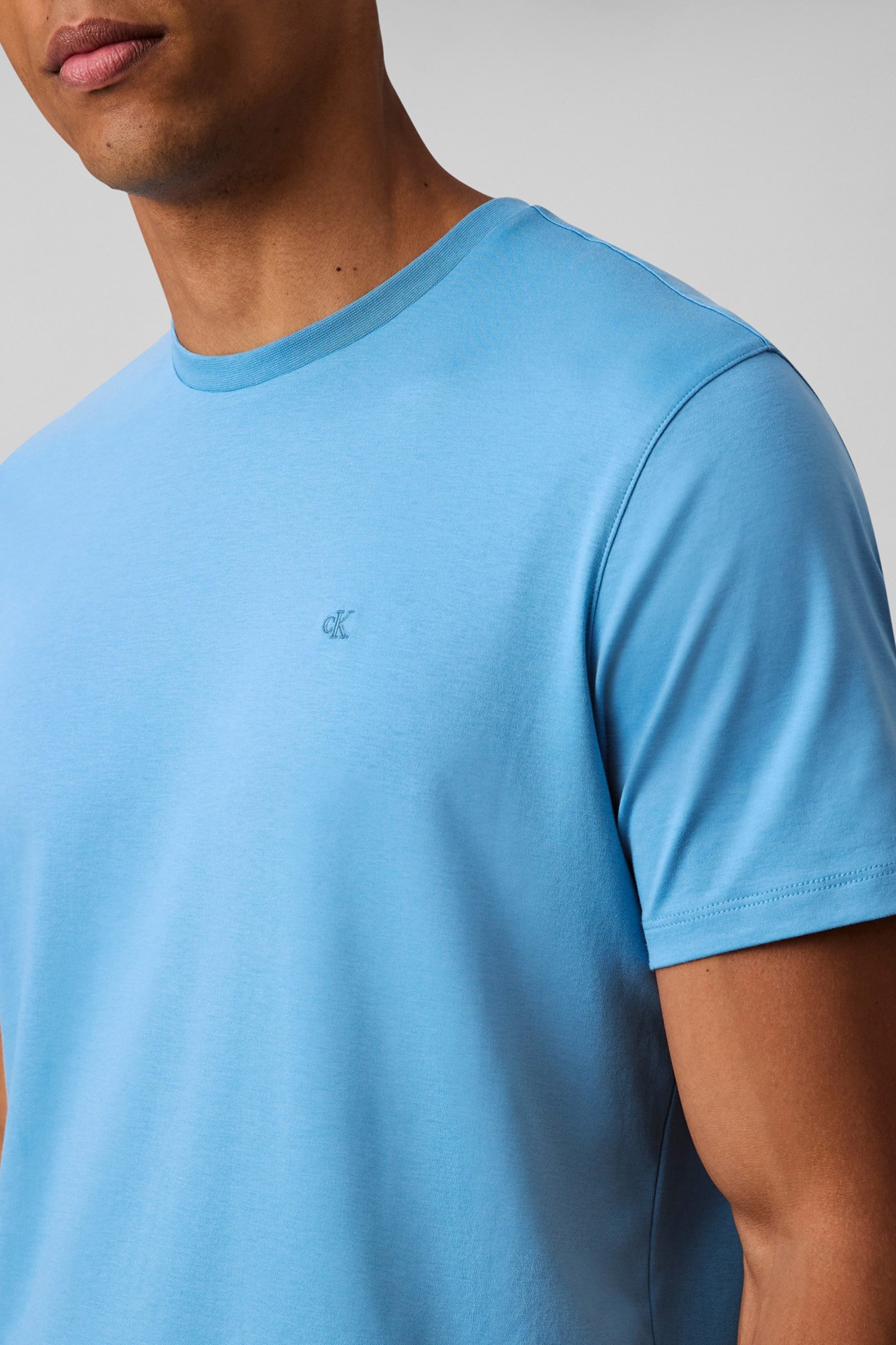 SS SUPIMA CHEST EMB T-SHIRT BLUE STEAM 5