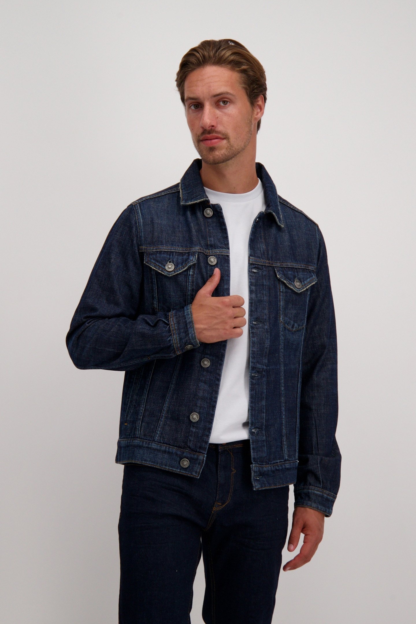 JOHNNY DEN.JACK DARK USED 1