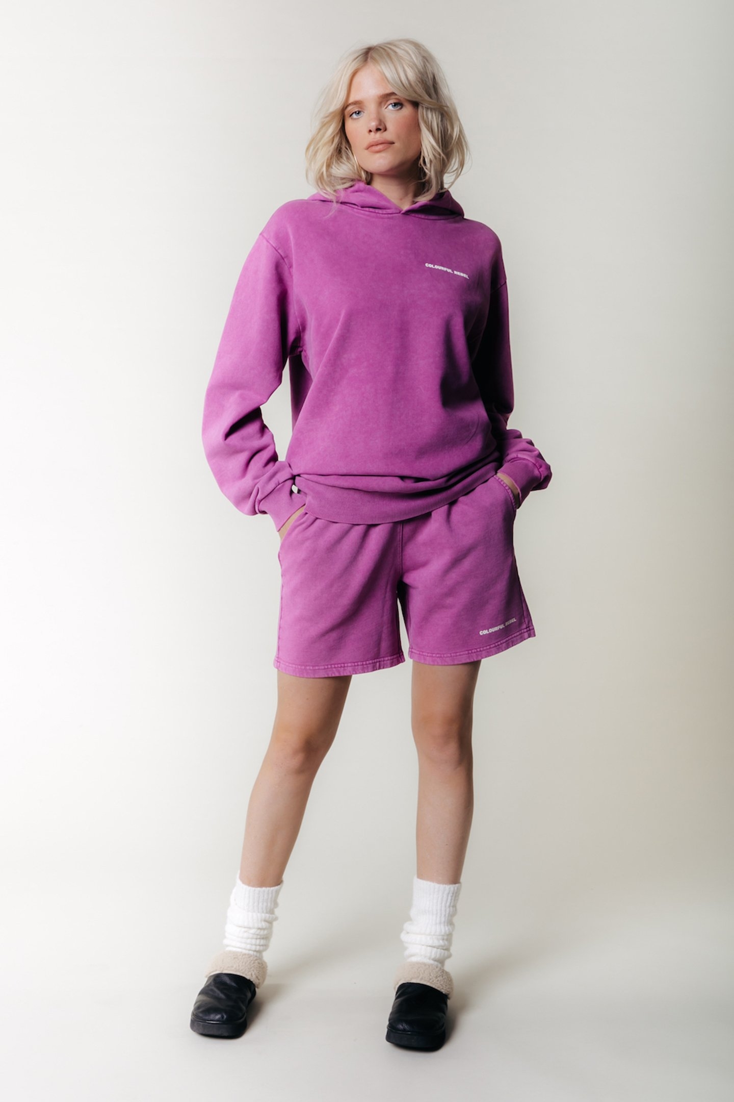 UNI LOGO WASH SWEAT SHORT FUCHSIA 1