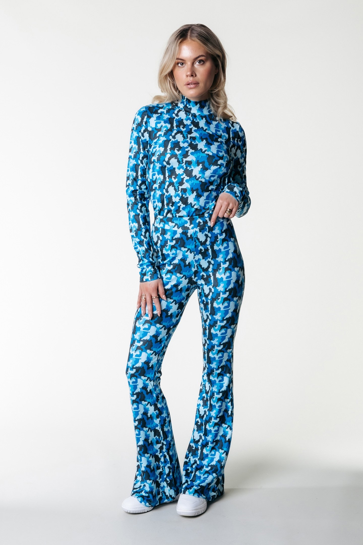 ABSTRACT PIXEL PEACHED EXTRA FLARE PANTS CYAN BLUE 1