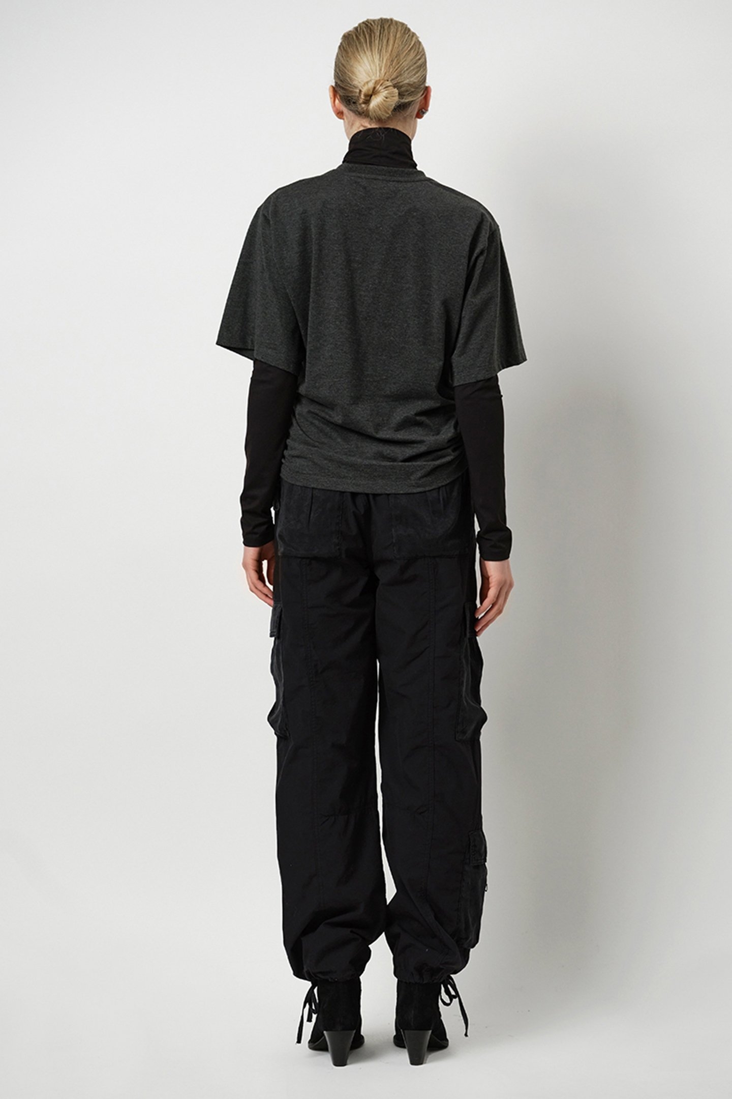 LUXOR PEARL EMBELLISHED TEE DARK HEATHER GREY 3