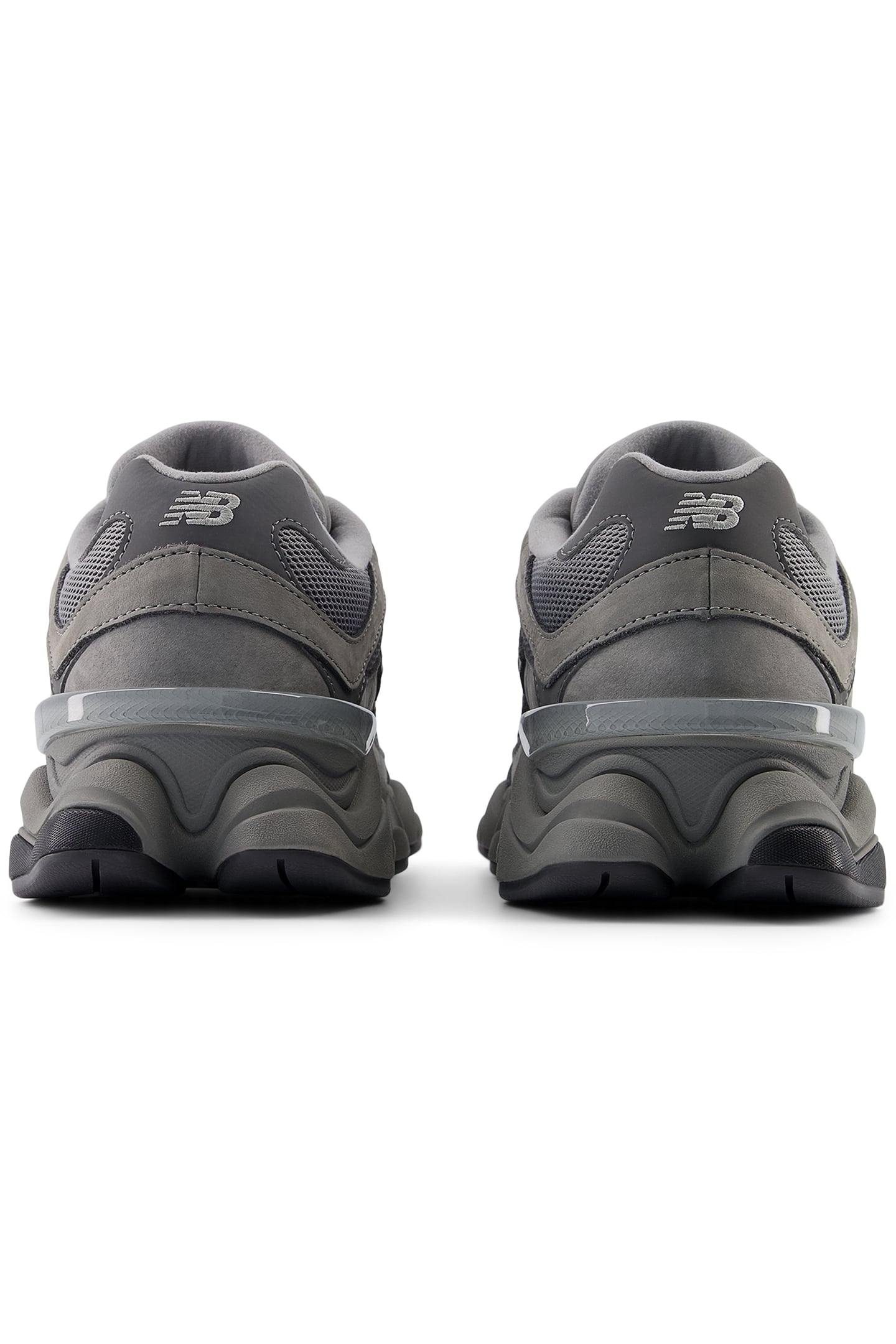 U9060ZGB SNEAKERS IN SHADOW GREY 4
