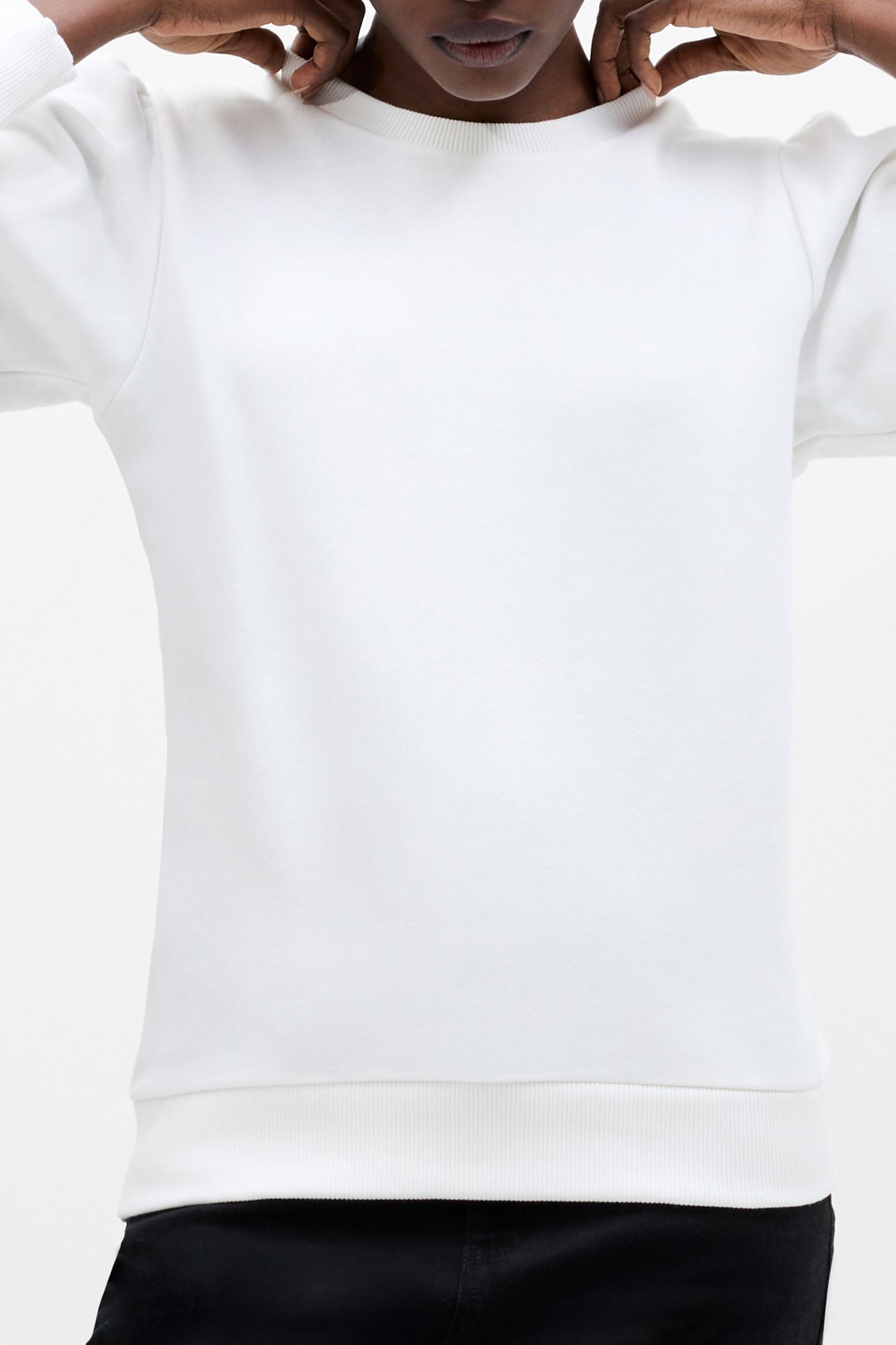 FC PUFF SLEEVE SWEAT WHITE 3
