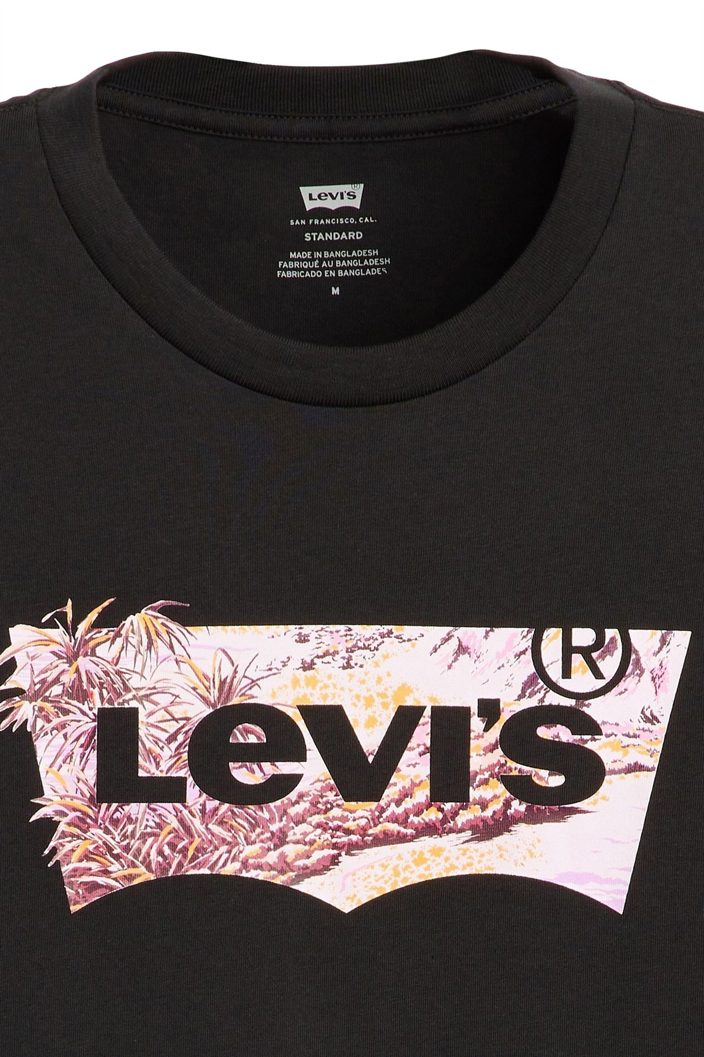 GRAPHIC CREWNECK TEE TROPICAL BATWING CAVIAR 6