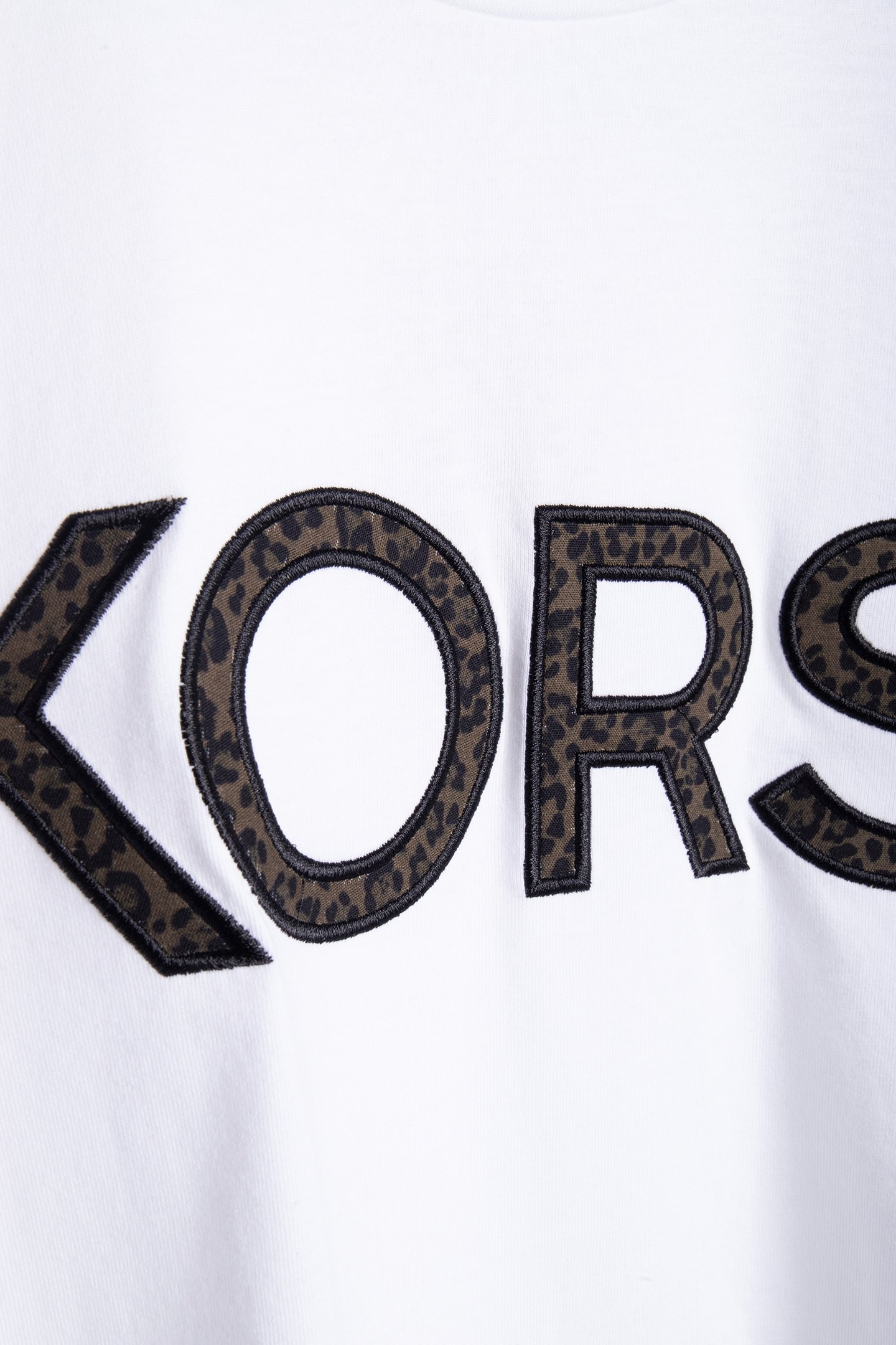 LOGO T-SHIRT IN WHITE 4