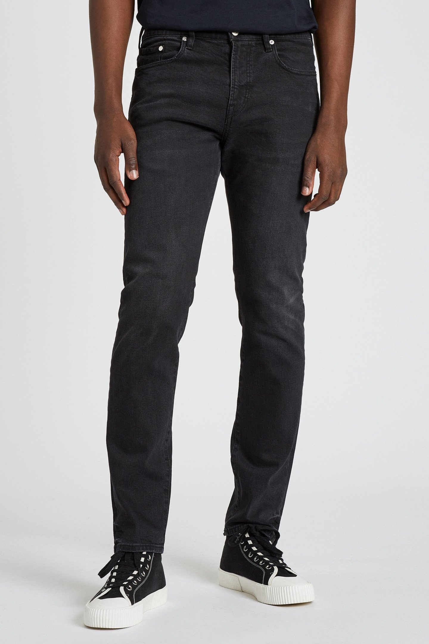 TAPERED FIT JEAN RINSE WASH 1