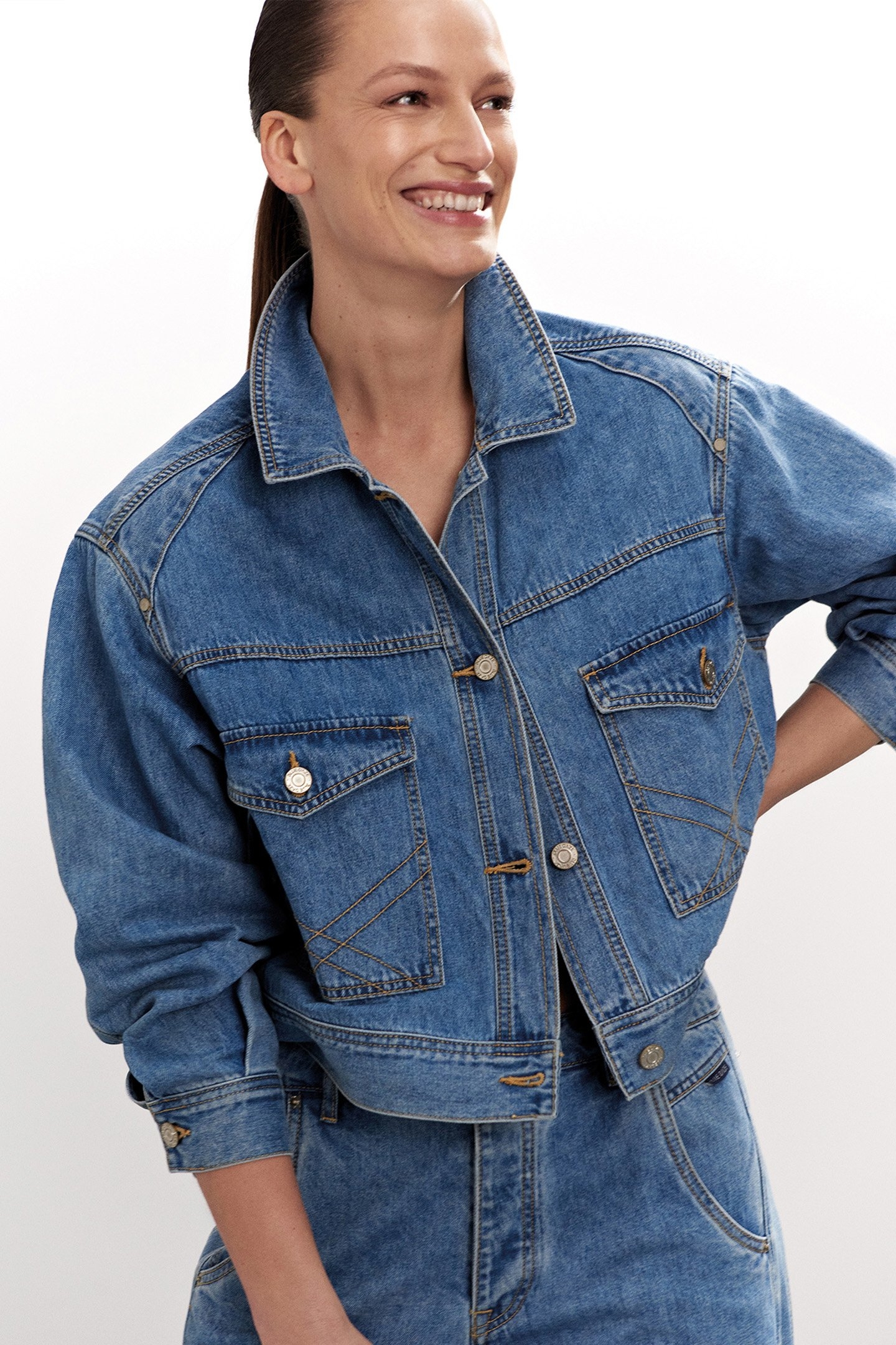 BOXY DENIM JACKET BLUES 7