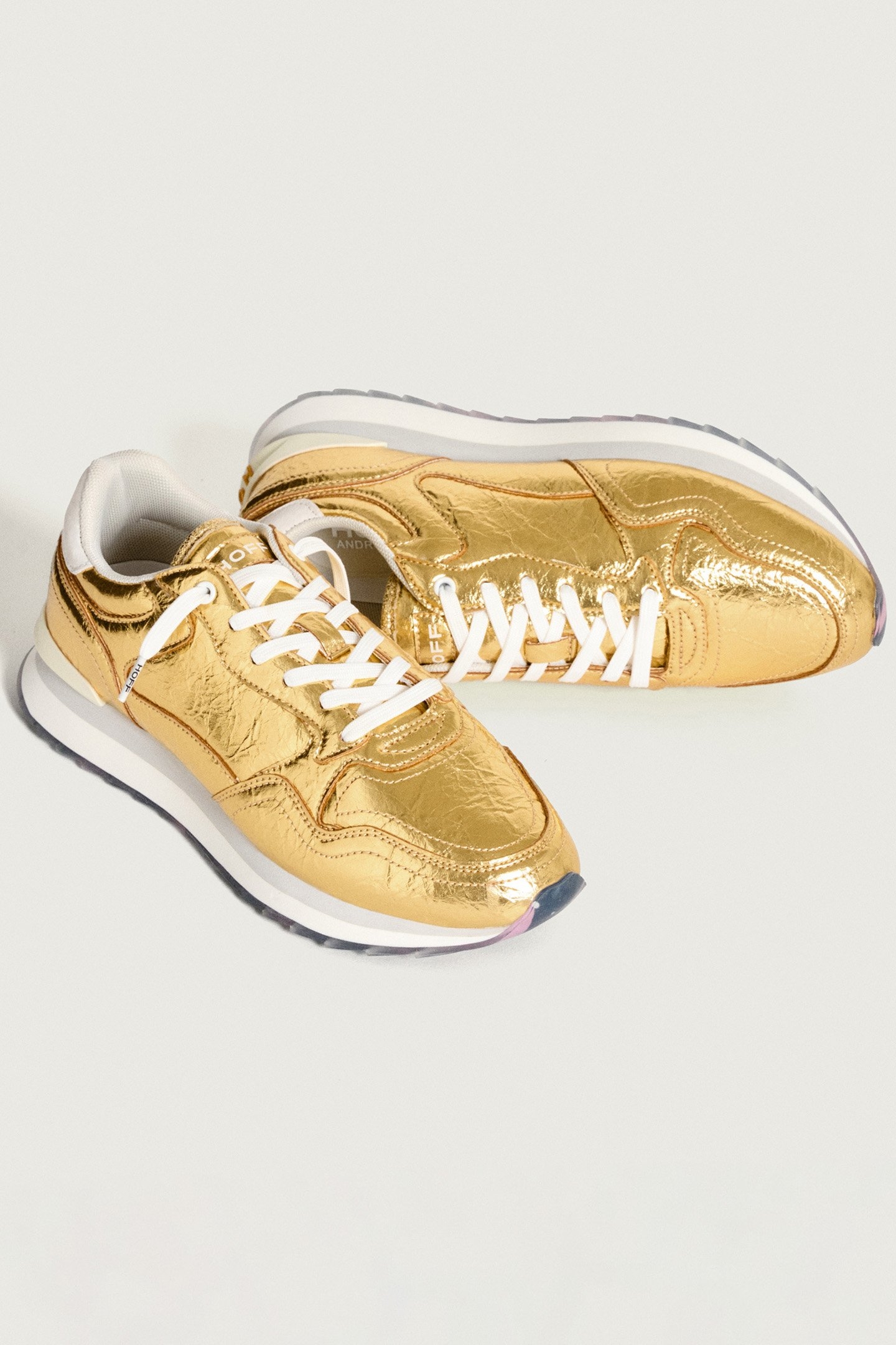 SNEAKERS GOLD 2