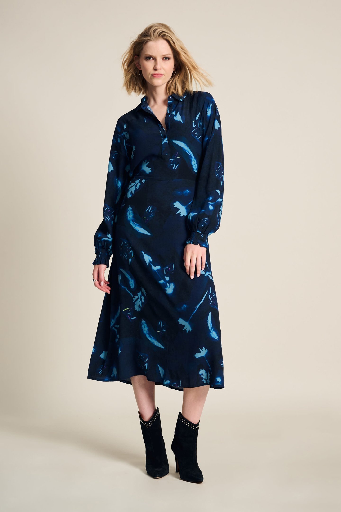 DRESS - FEATHERS AND FLORAL BLUE 1