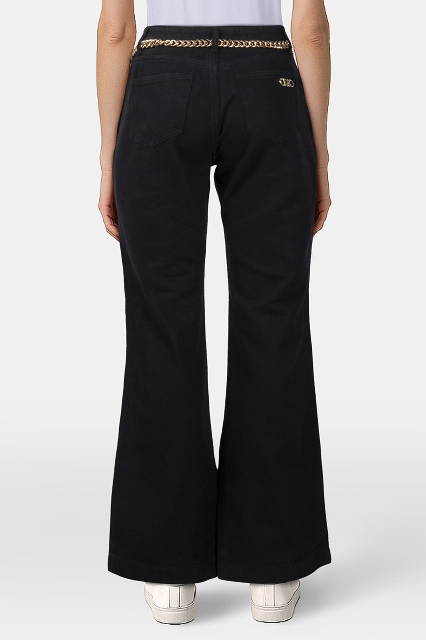 FLARED DENIM JEANS WITH CHAIN BELT IN BLACK 2