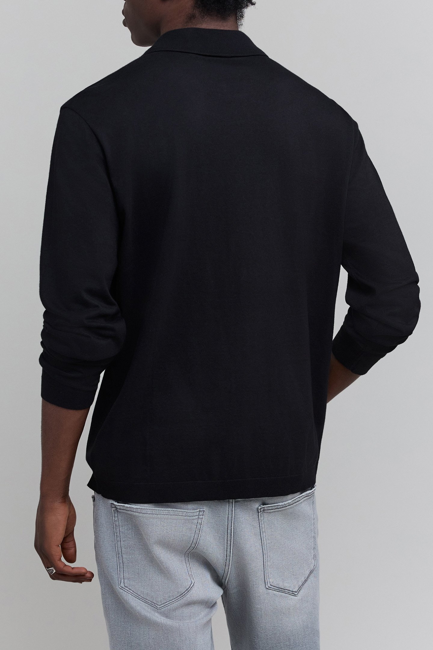 LONG-SLEEVED BLACK MESH SHIRT 2