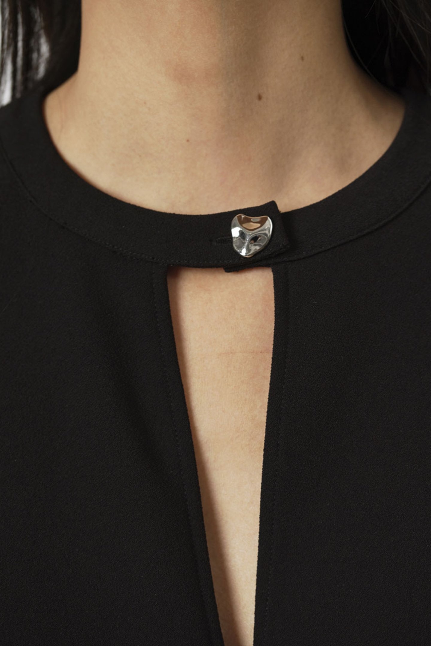 THORN DRAWSTRING CORD TOP RAVEN 5